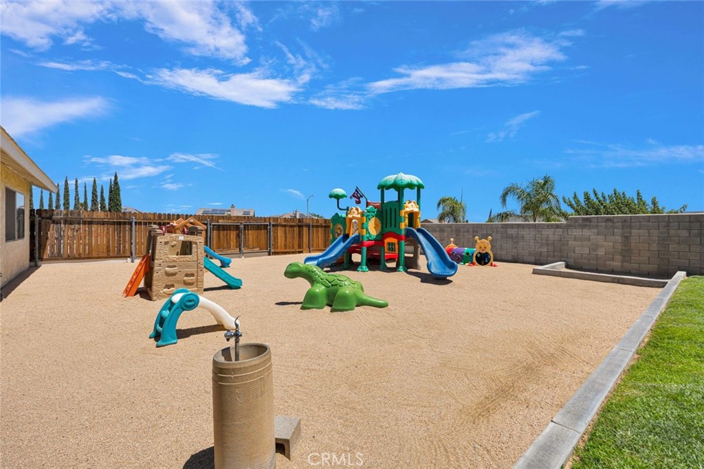 12883 Amethyst Property Photo 13