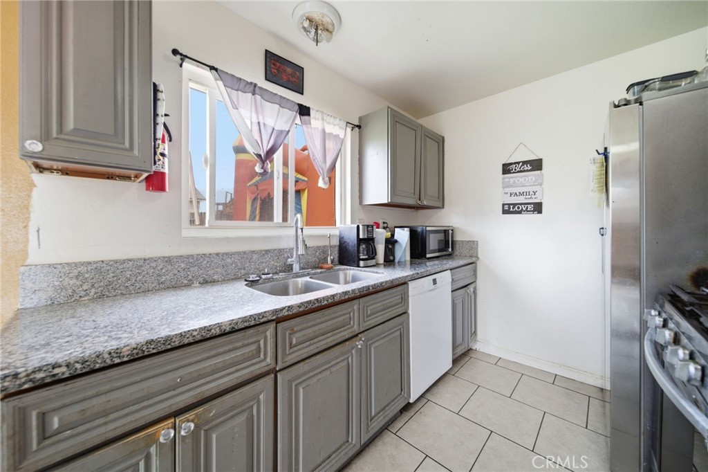 17832 Tahoe Court Property Photo 24