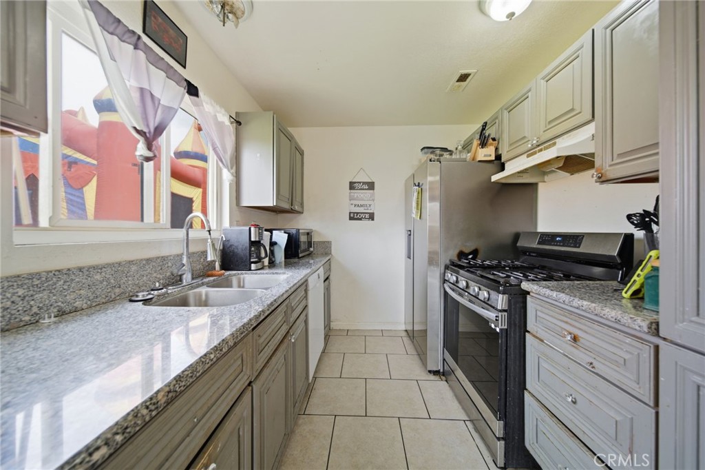 17832 Tahoe Court Property Photo 25