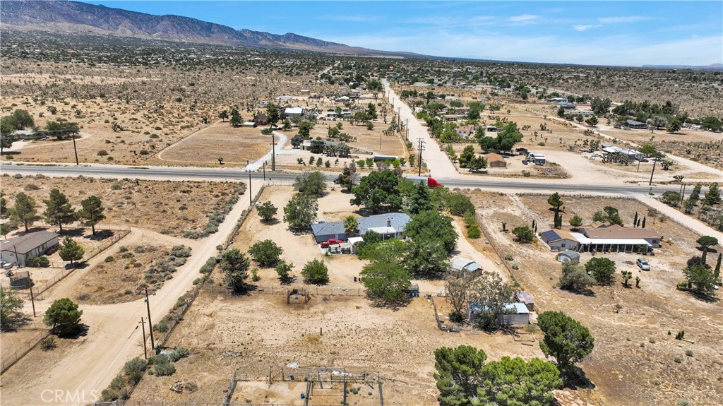 10325 Sheep Creek Rd Property Photo 42