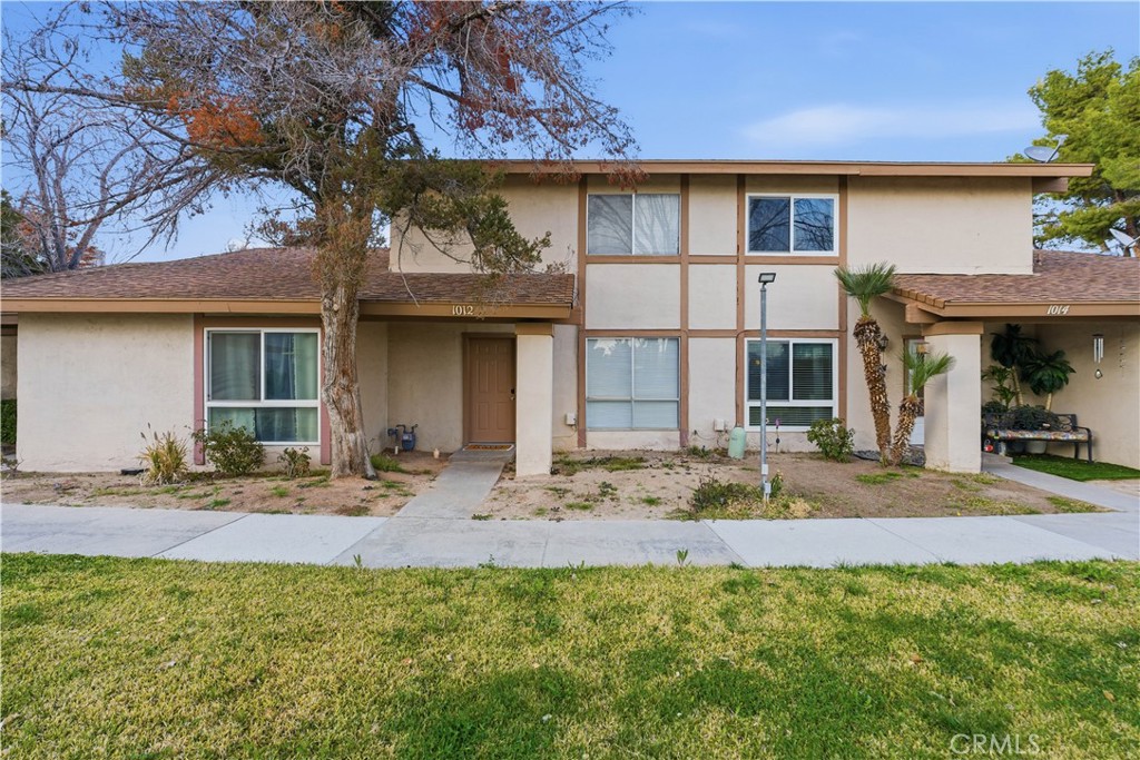 1012 Peg Street Property Photo 3