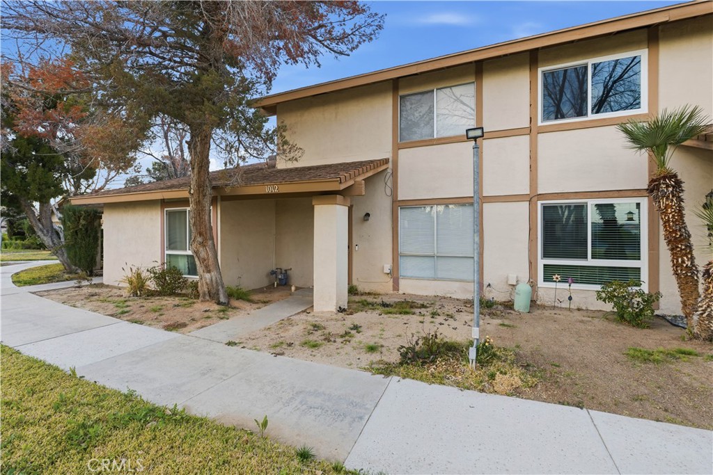 1012 Peg Street Property Photo 4