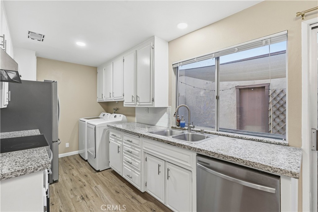 1012 Peg Street Property Photo 10