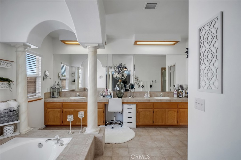 16783 Crockett Property Photo 31