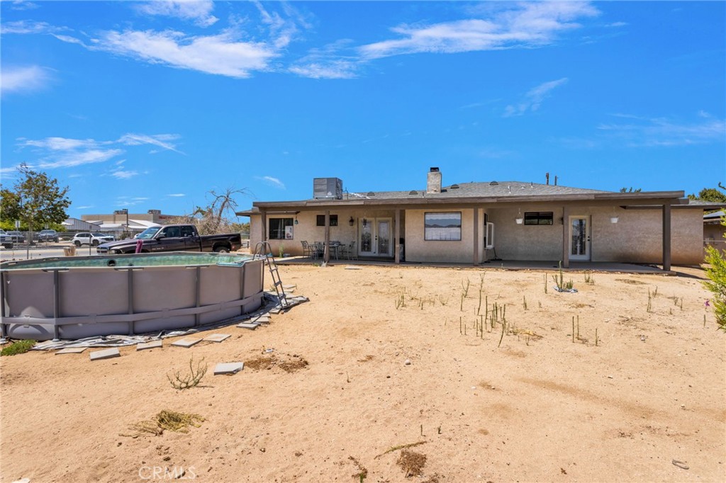 7313 Newhall Avenue Property Photo 17