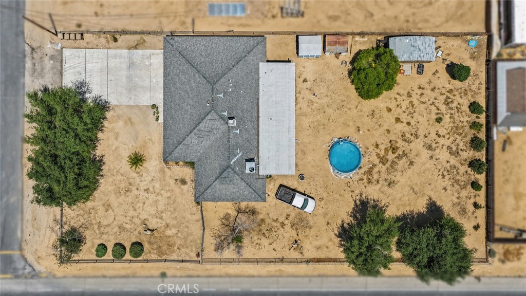 7313 Newhall Avenue Property Photo 18