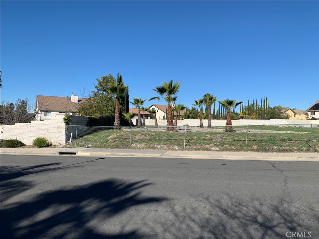 39565 Torrey Pines Road Property Photo 1