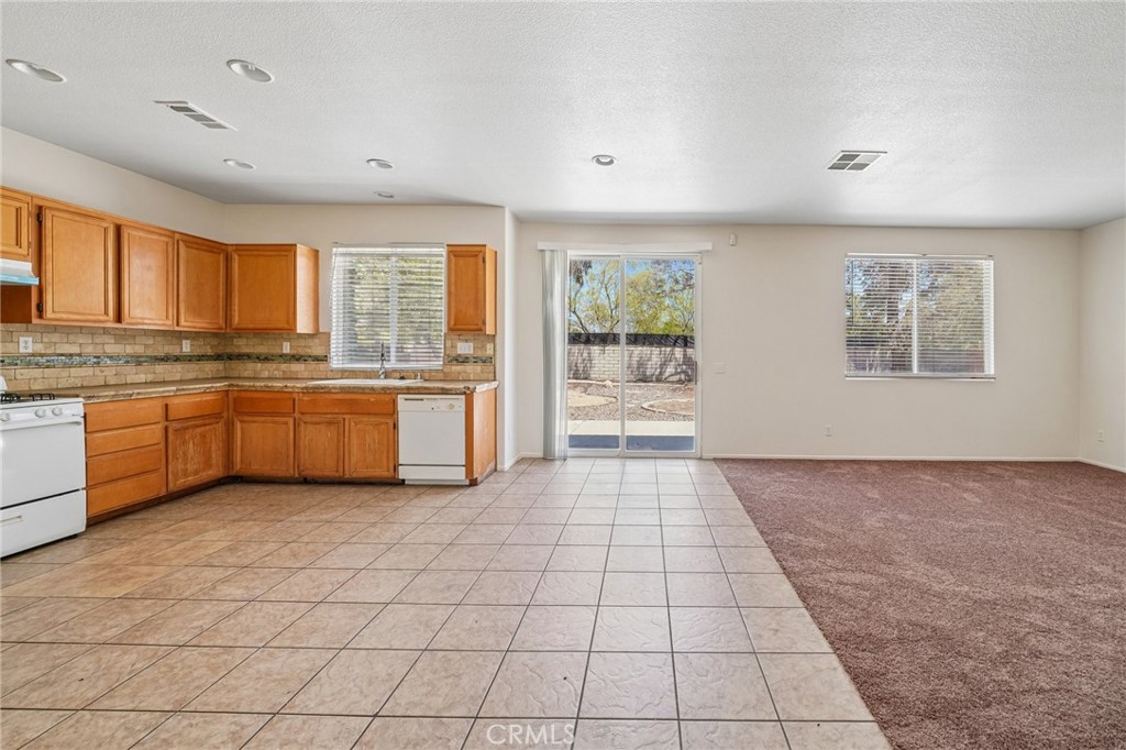 13960 Swallowtail Property Photo 14