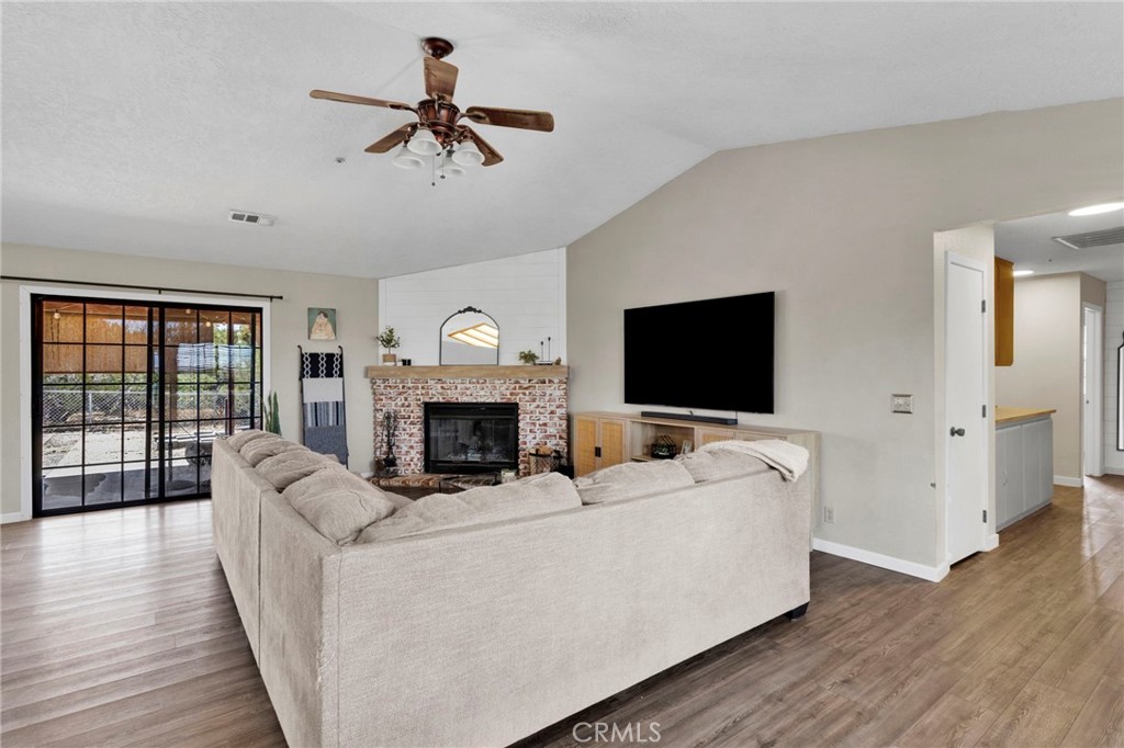 11778 Buffalo Property Photo 9