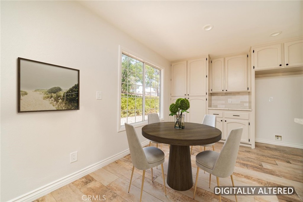 16334 Ridge View Drive Property Photo 4