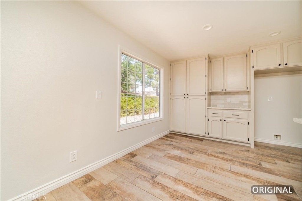 16334 Ridge View Drive Property Photo 14
