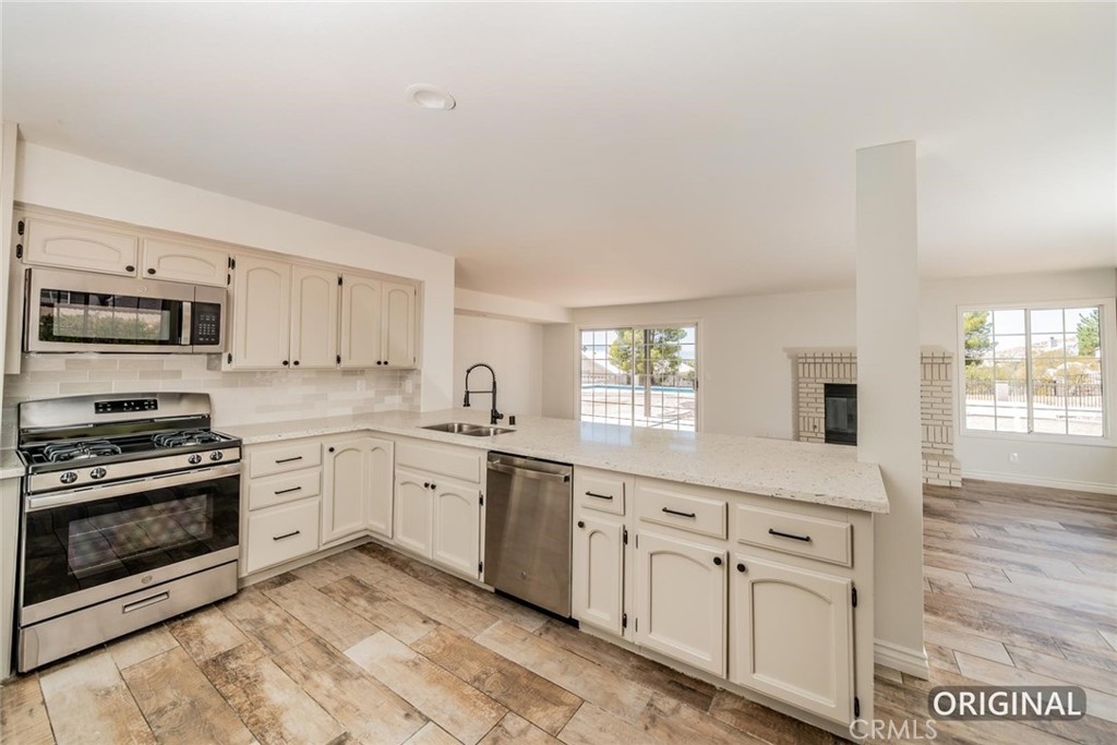 16334 Ridge View Drive Property Photo 15