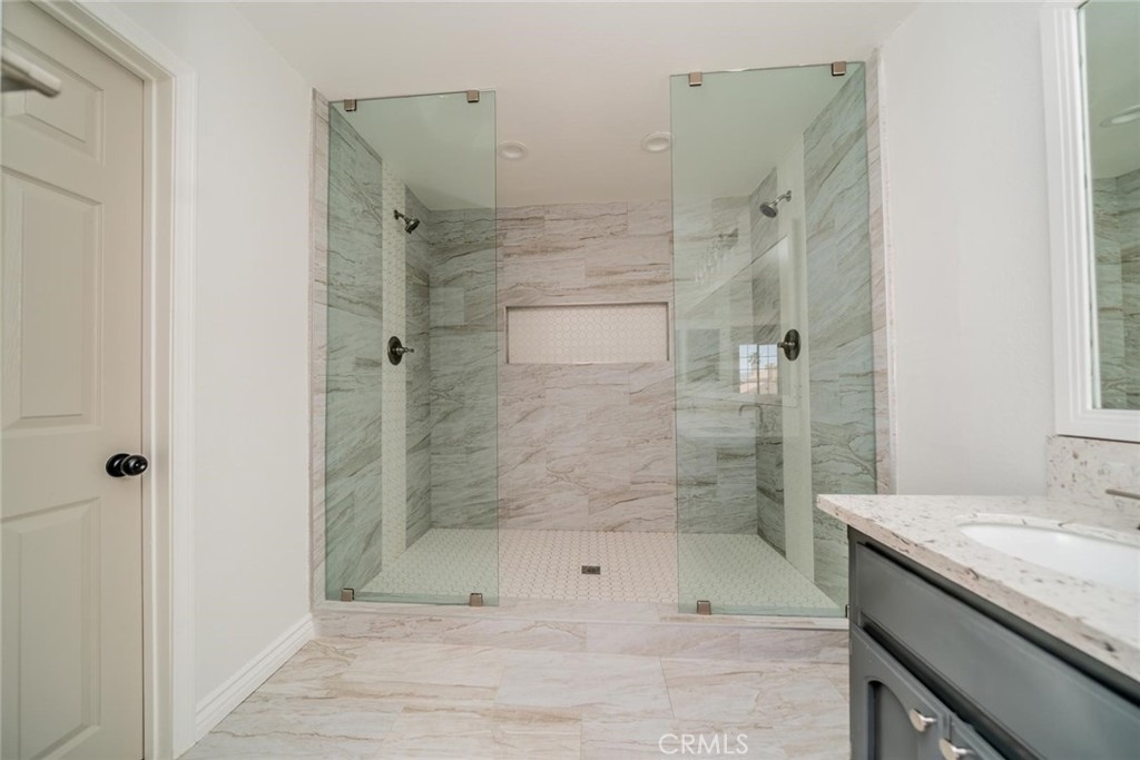 16334 Ridge View Drive Property Photo 20
