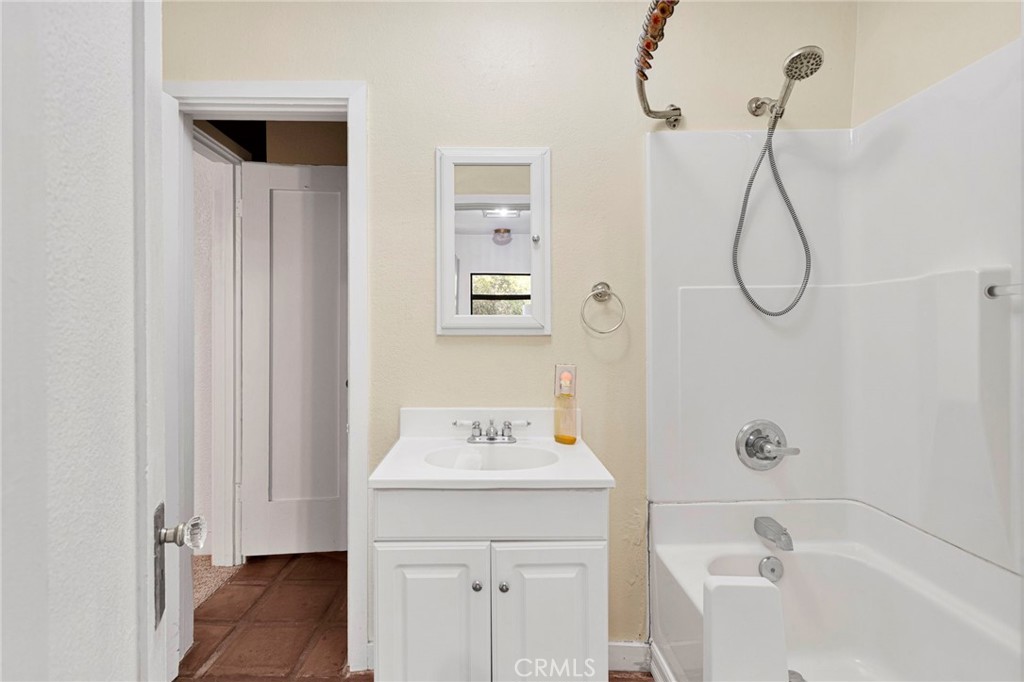 18058 Jonathan Street Property Photo 13