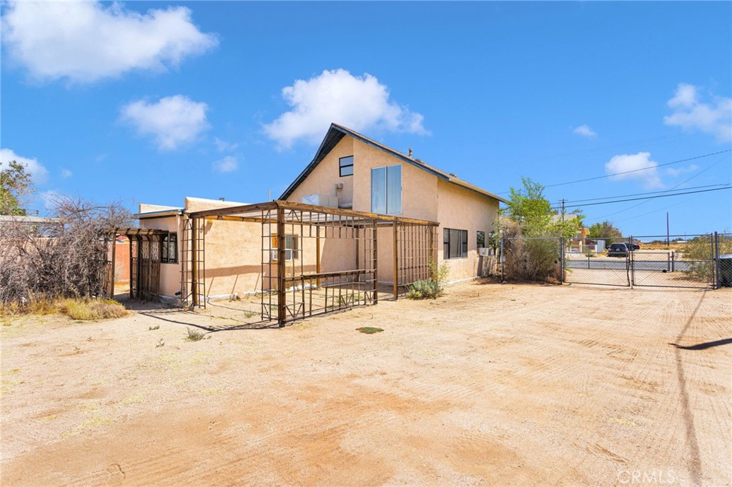 18058 Jonathan Street Property Photo 27