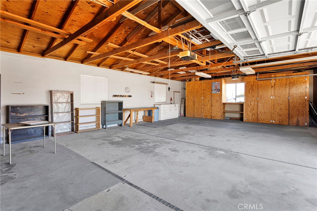 18058 Jonathan Street Property Photo 29