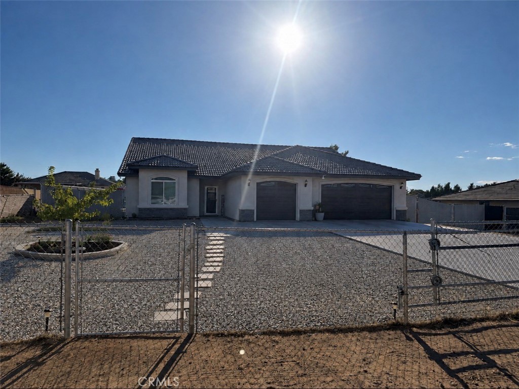 7636 Oxford Property Photo