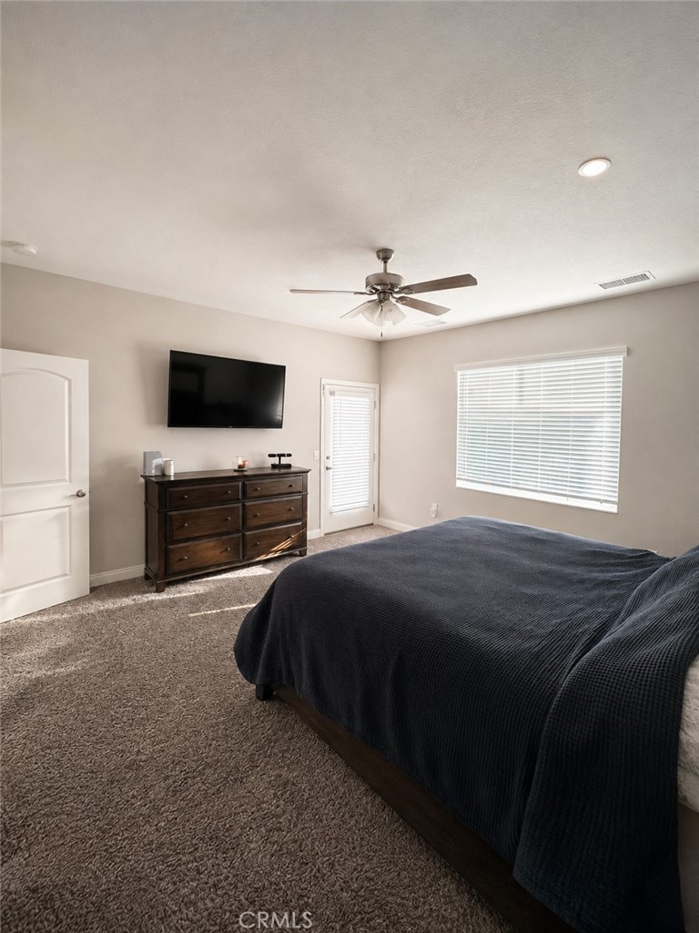 7636 Oxford Property Photo 3
