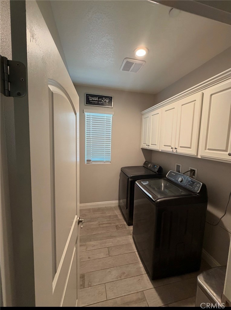 7636 Oxford Property Photo 5