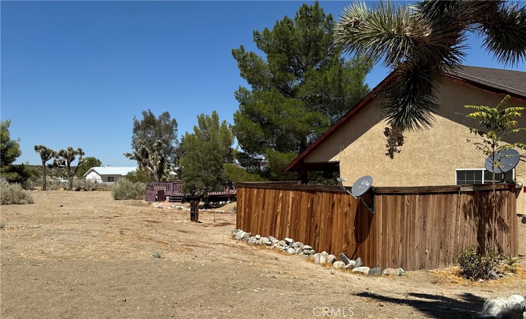 11522 Pinon Hills Property Photo 17