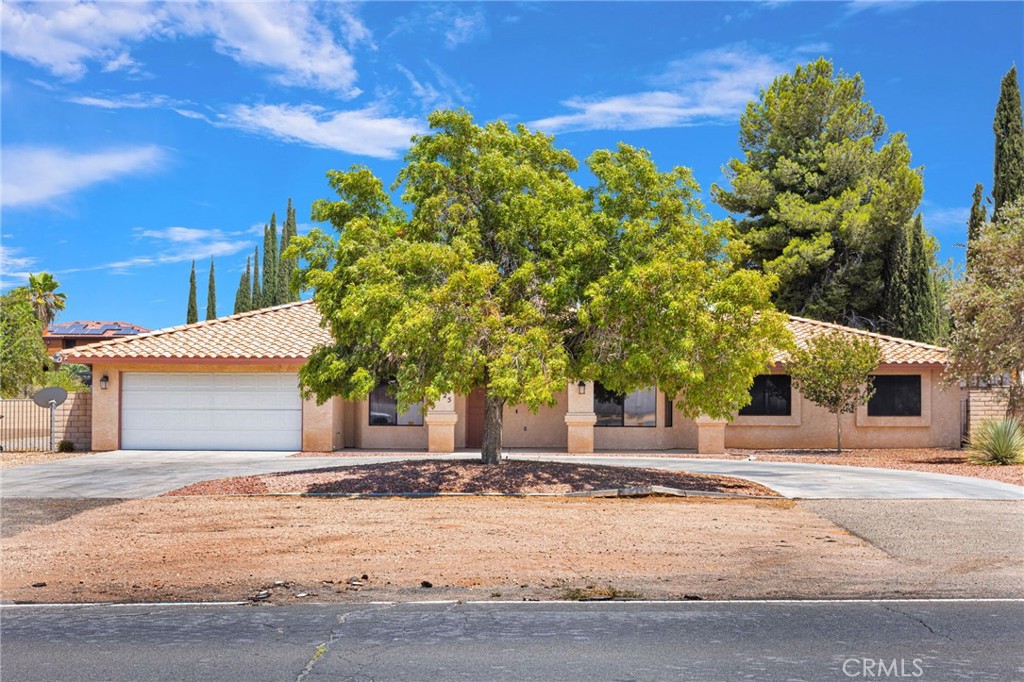 13425 Rincon Property Photo 1
