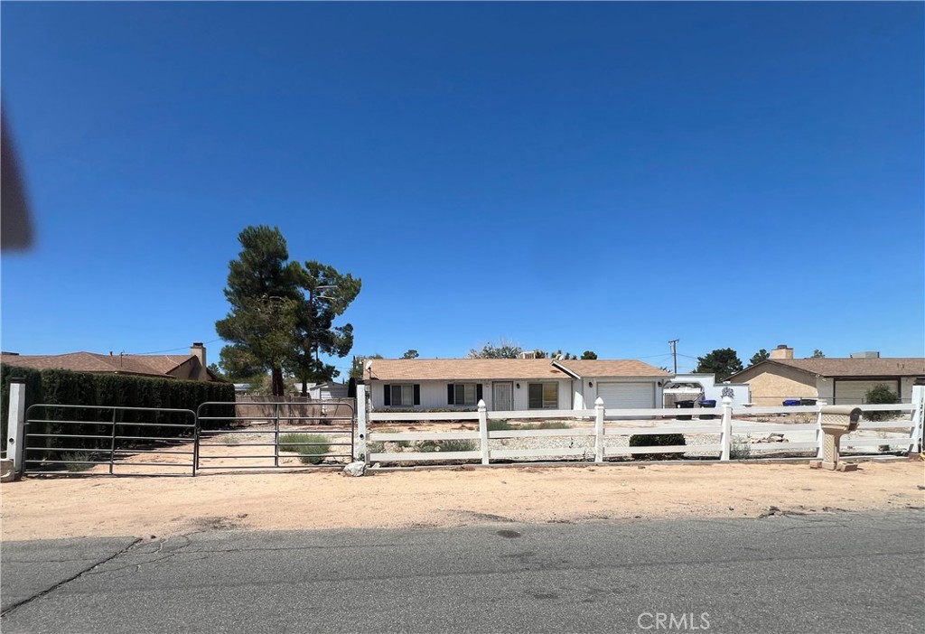 12716 Iroquois Property Photo 1