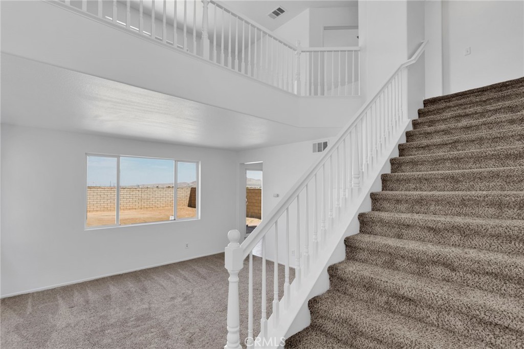 13742 Summer Wind Property Photo 7