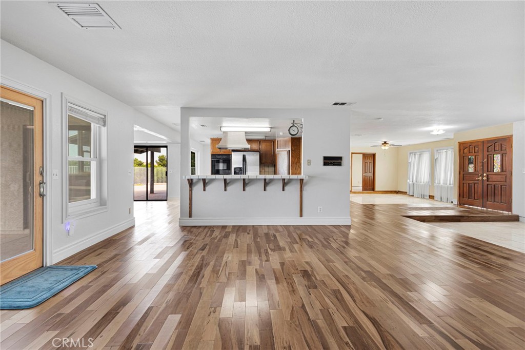 14942 Riverside Drive Property Photo 19
