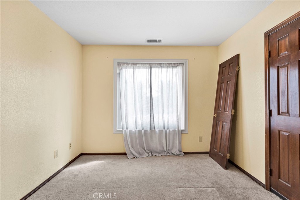 14942 Riverside Drive Property Photo 24