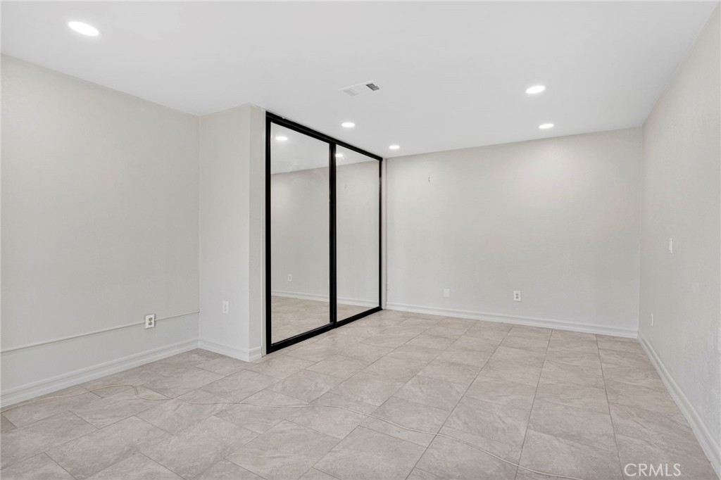 14942 Riverside Drive Property Photo 29
