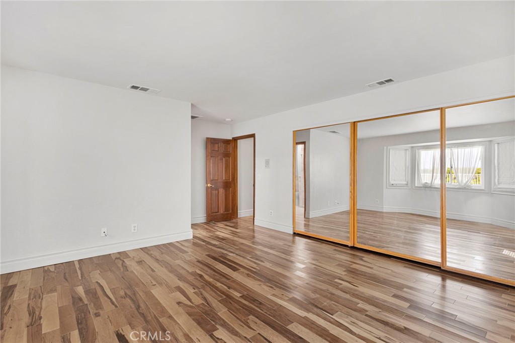 14942 Riverside Drive Property Photo 39