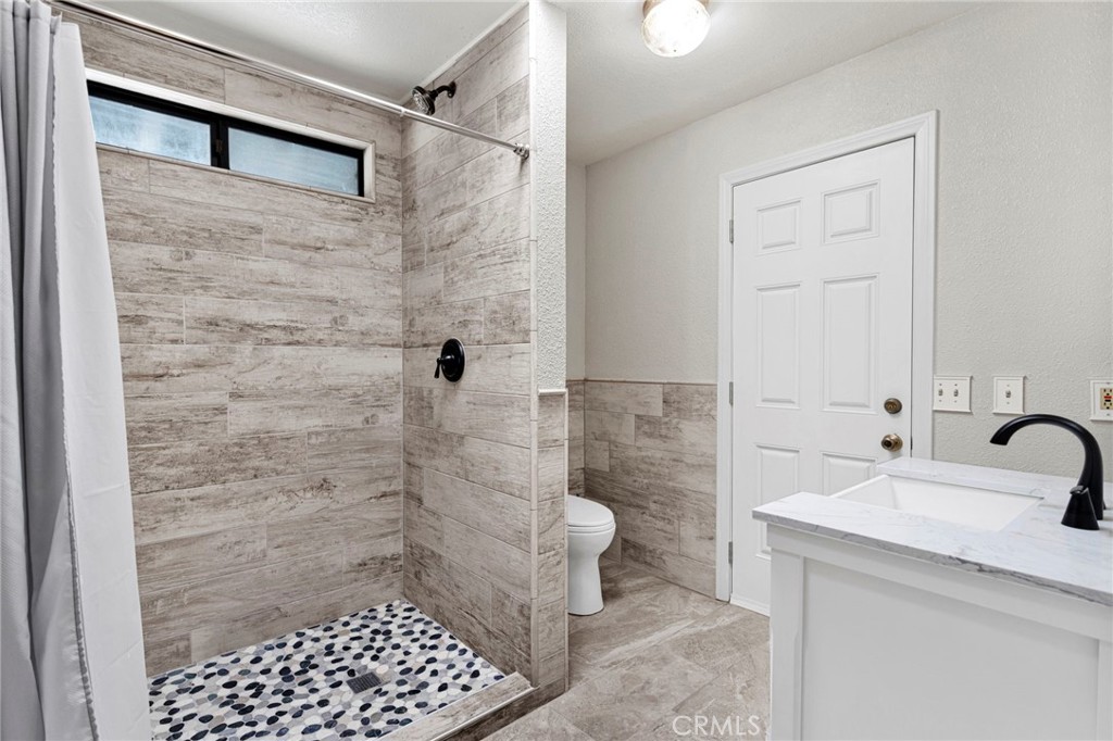 14942 Riverside Drive Property Photo 40