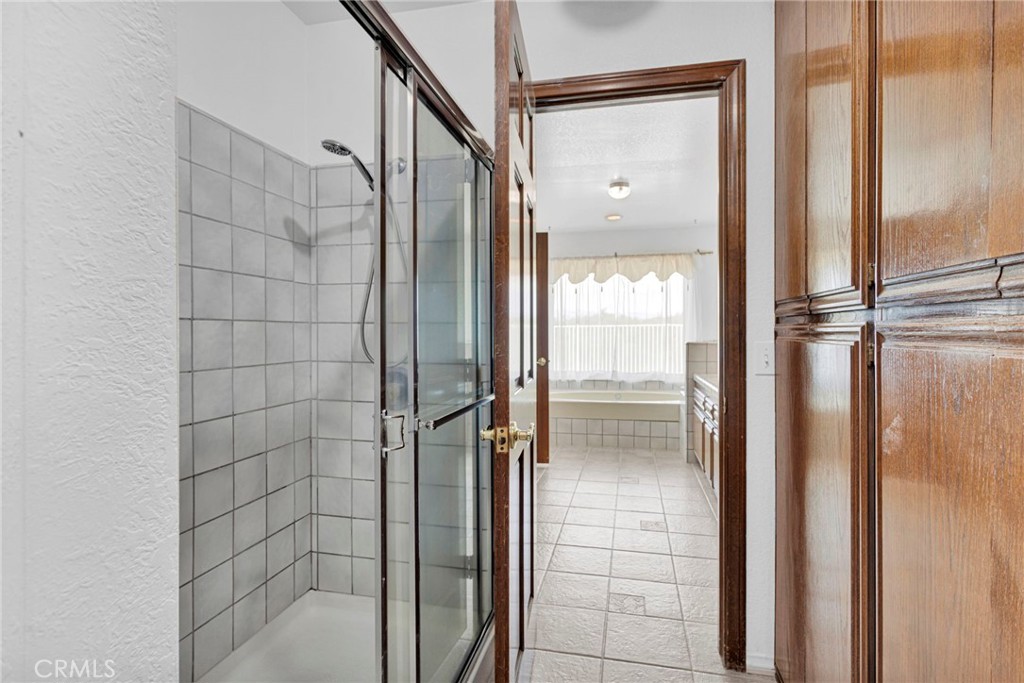 14942 Riverside Drive Property Photo 46