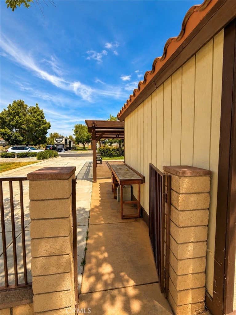 11604 Wedgewood Property Photo 6