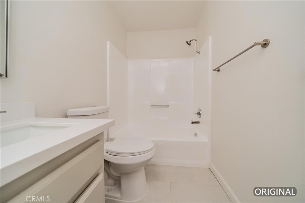 14850 Riverside Street Property Photo 13