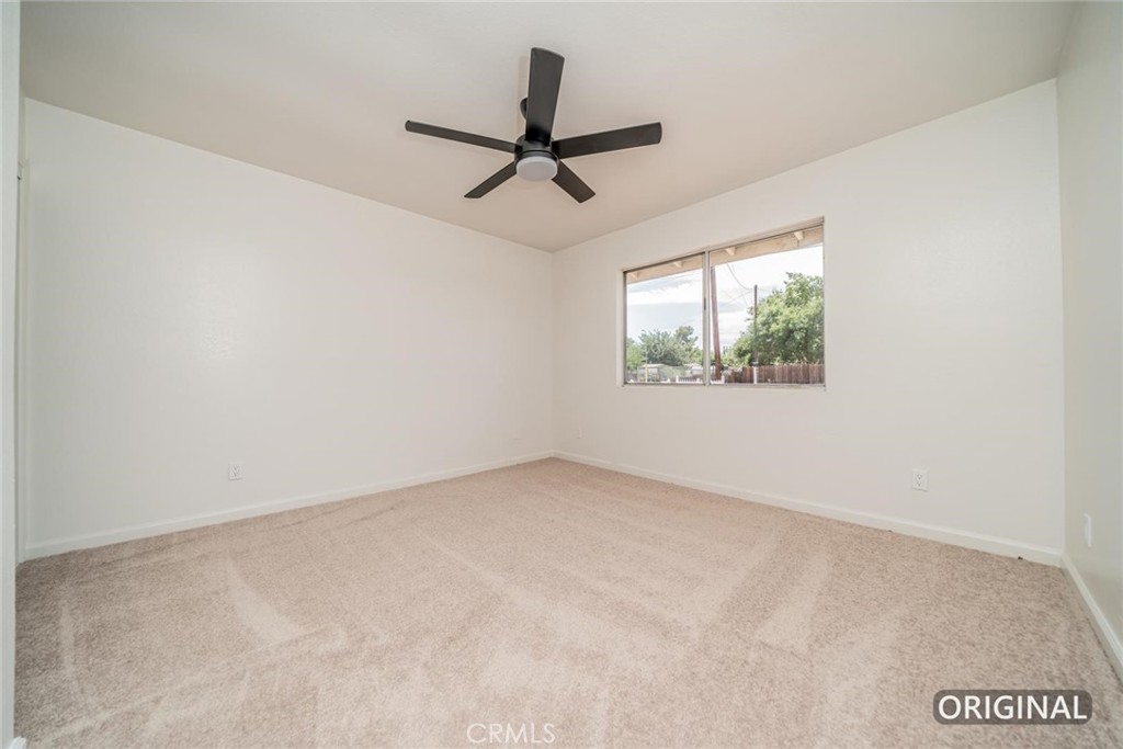 14850 Riverside Street Property Photo 15