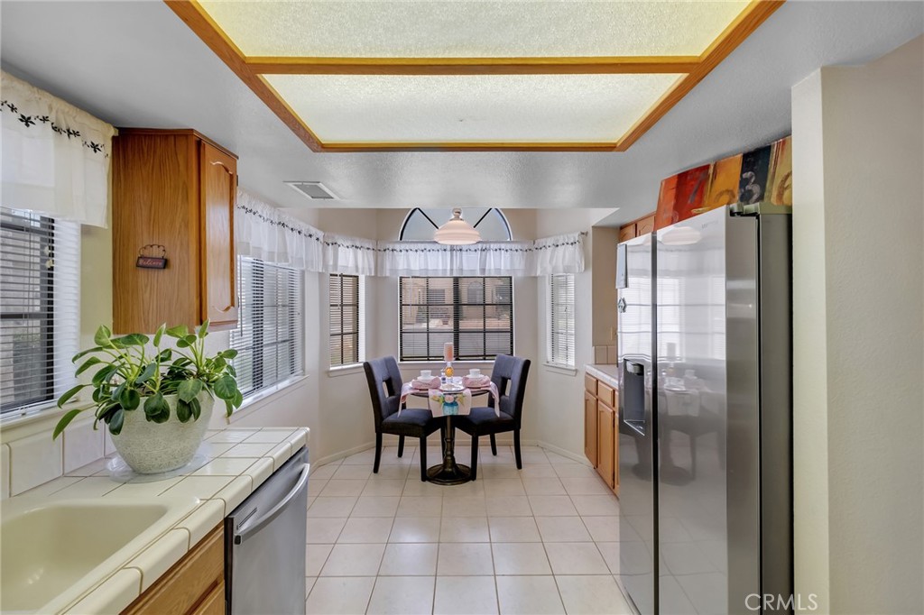 19064 Elm Drive Property Photo 7