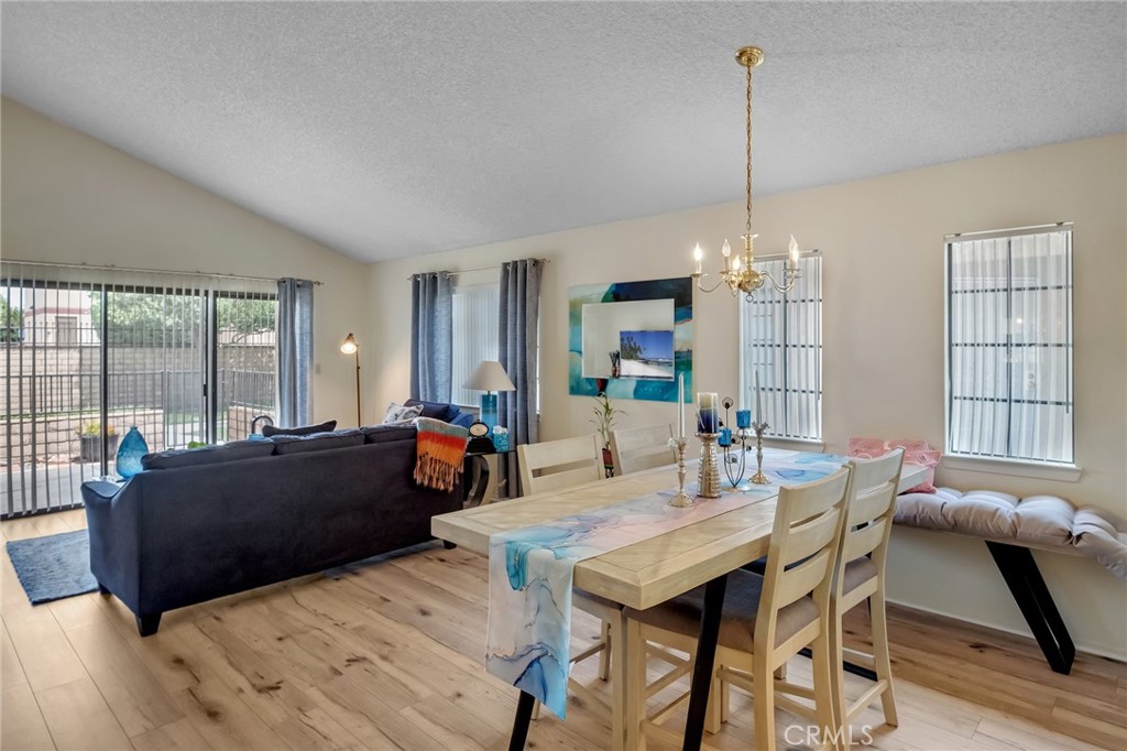 19064 Elm Drive Property Photo 10