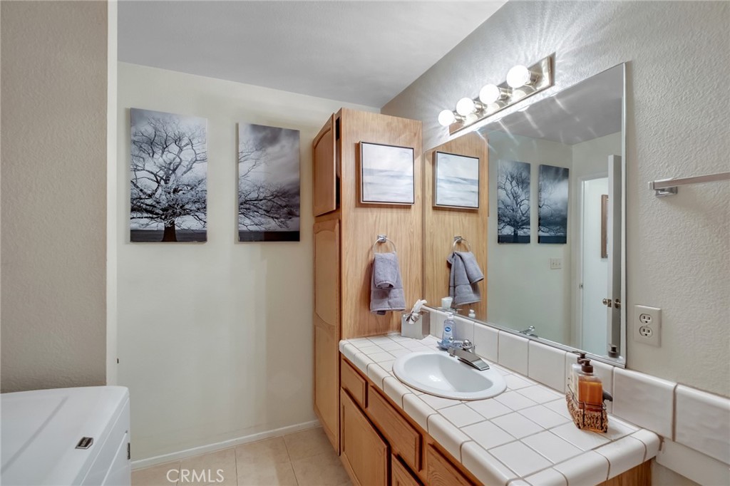 19064 Elm Drive Property Photo 13