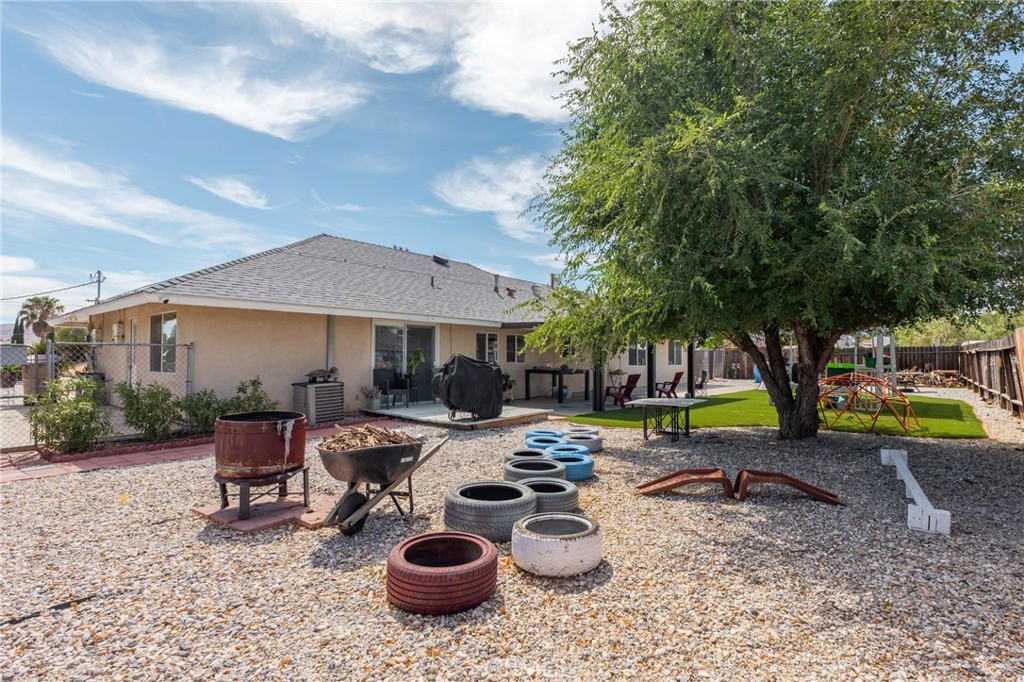9172 Jacaranda Property Photo 30