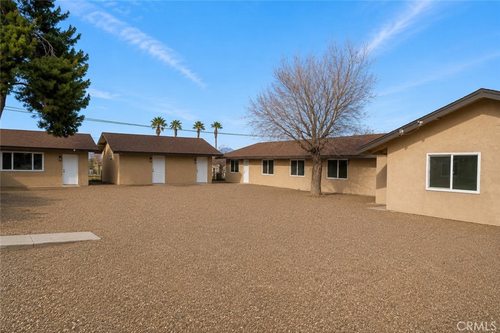 16020 Juniper Property Photo 11