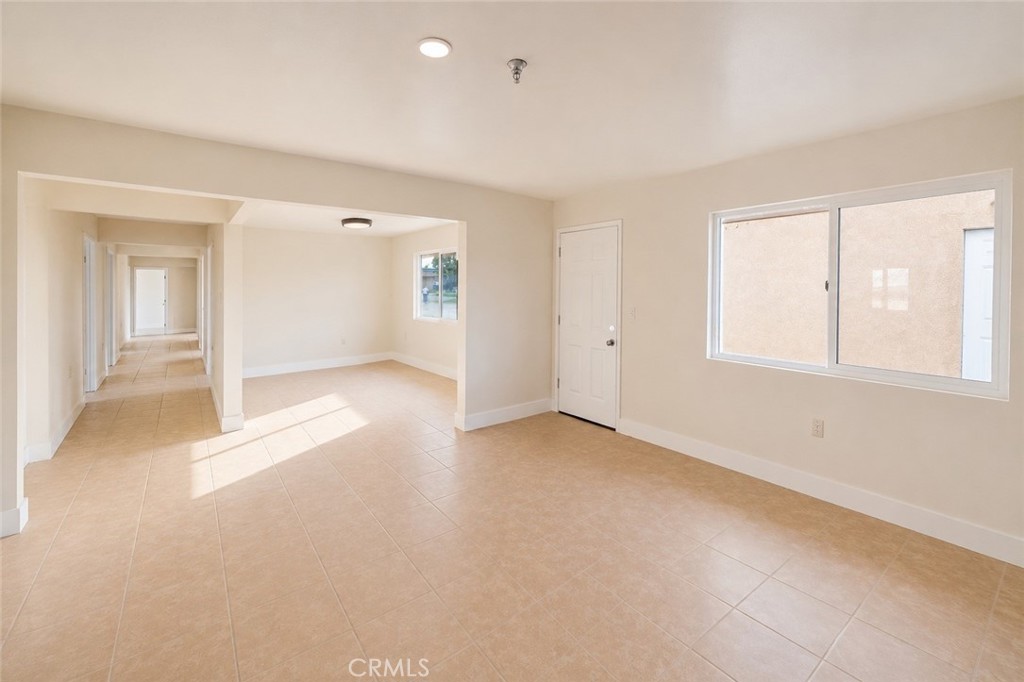 16020 Juniper Property Photo 19