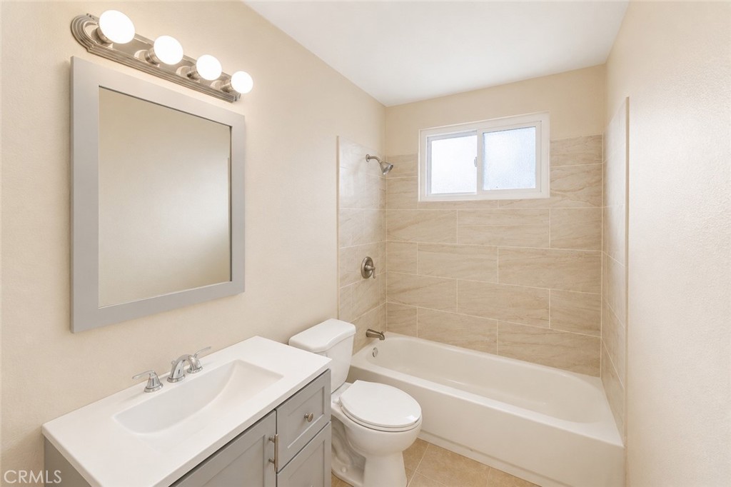 16020 Juniper Property Photo 23