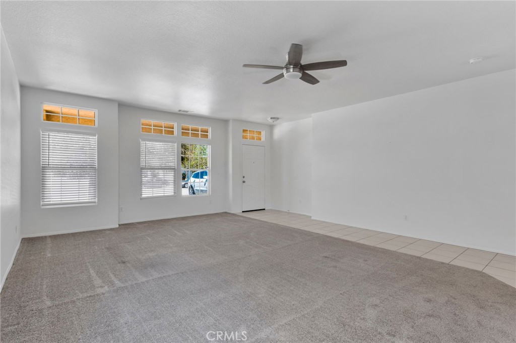 13271 Via Robles Property Photo 9