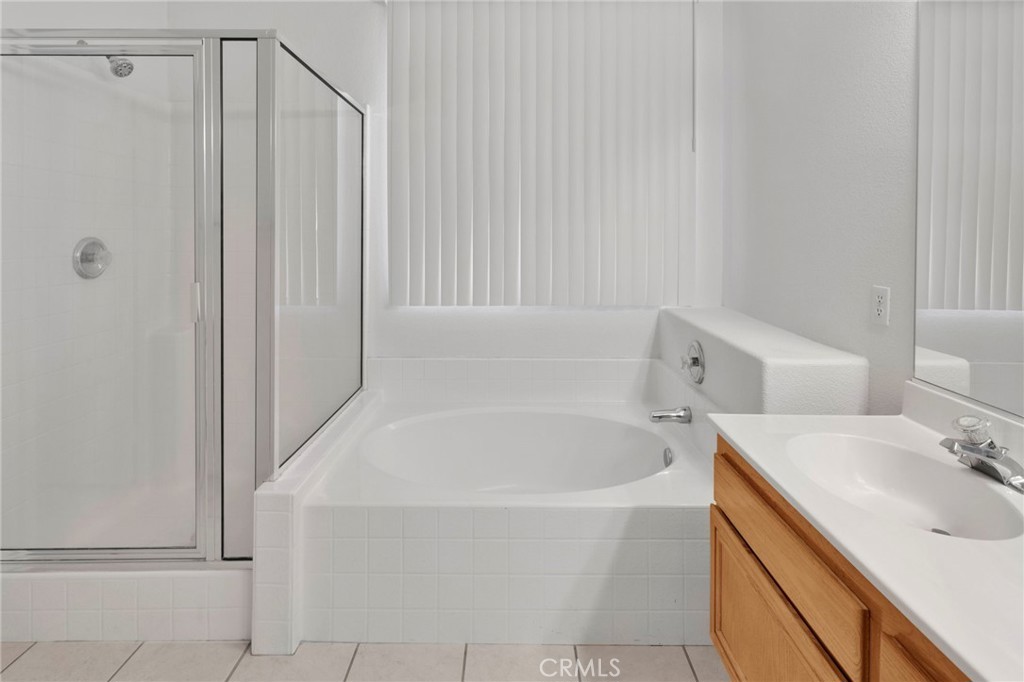13271 Via Robles Property Photo 24