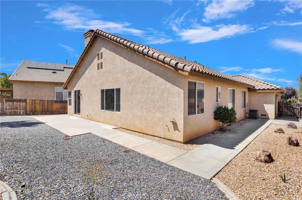 13271 Via Robles Property Photo 34