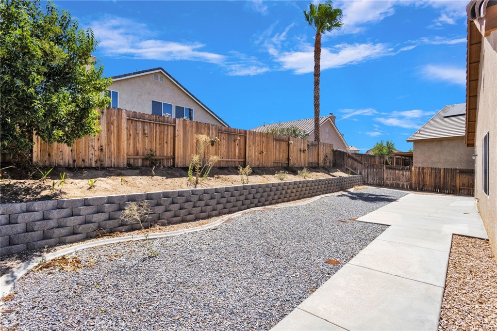 13271 Via Robles Property Photo 37