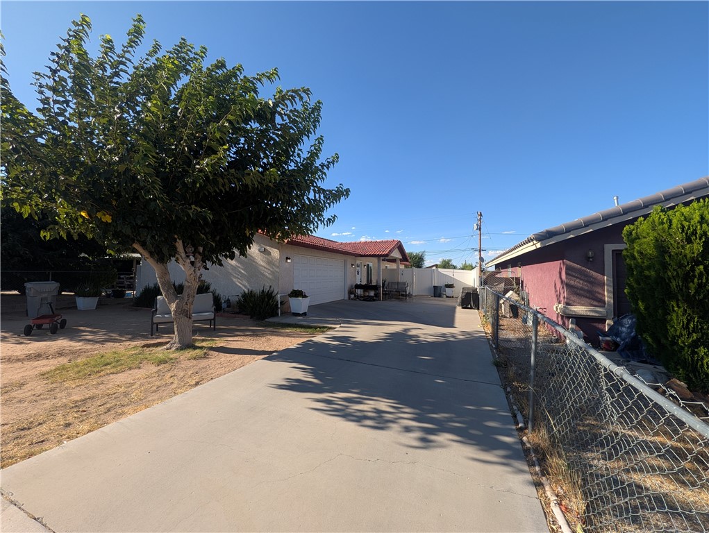 16410 Smoke Tree Property Photo 7