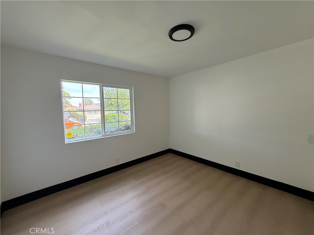 1915 Ervilla Place Property Photo 5