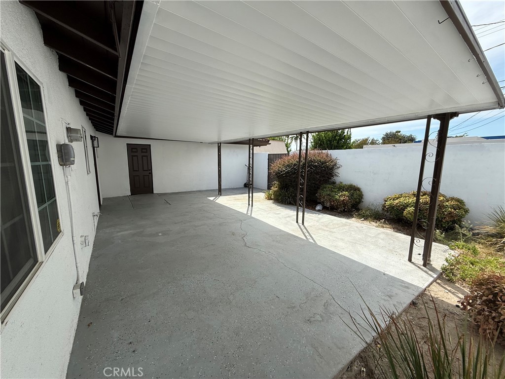1915 Ervilla Place Property Photo 8